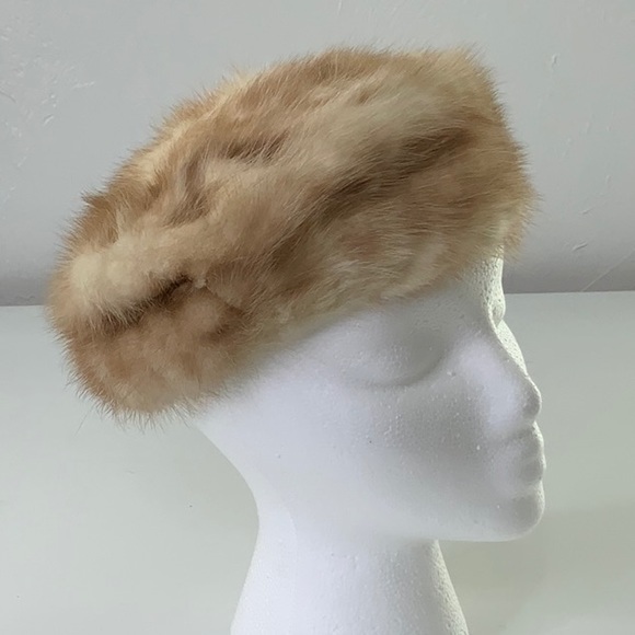 Vintage Fur Pill Box hat cream / tan size OS EUC - Picture 3 of 13